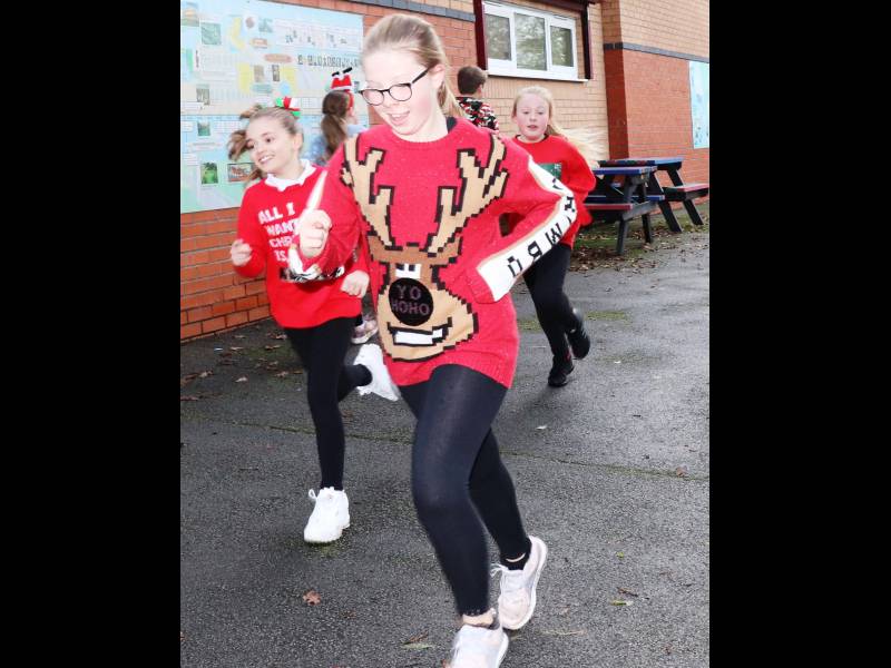Lowton West Primary School Class 11 Christmas Gallery Lowton West Primary School Class 11 Christmas Gallery