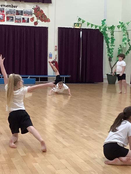 Year 3 - Royal Ballet Part 5