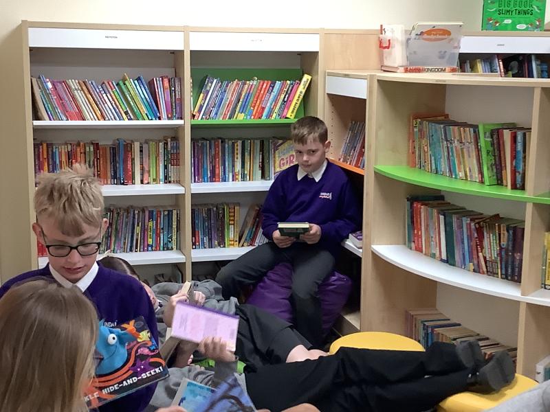 Year 6 - Library Time
